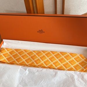 Gorgeous yellow/gold Hermes ties with box, worn once